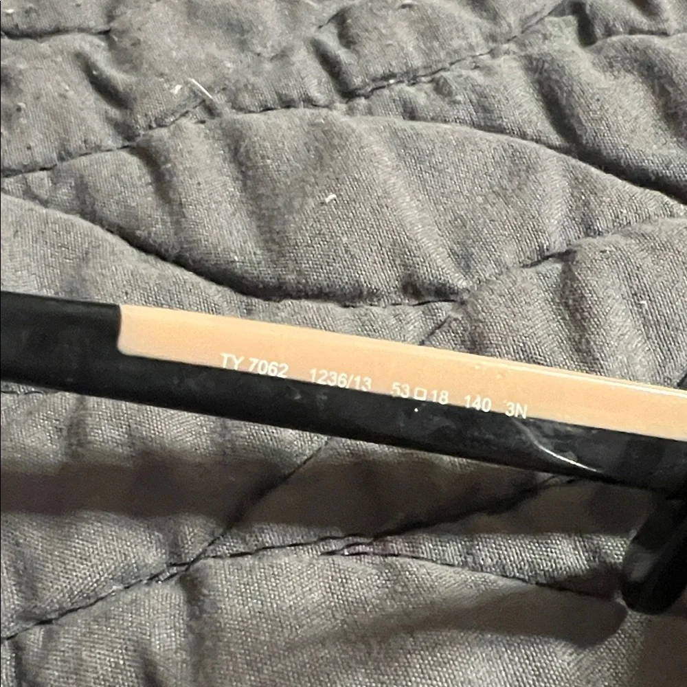 Tory Burch Black and Cream Sunglasses